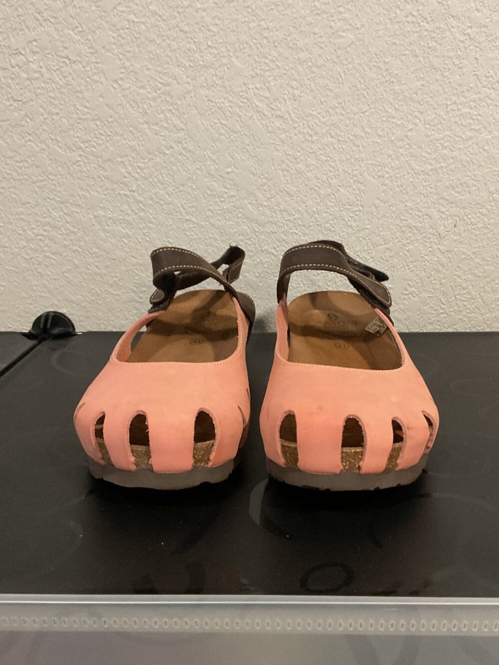 Like New Sabatini closed toe sandals in Salmon and Brown leather 41/10-10.5 - Picture 3 of 7